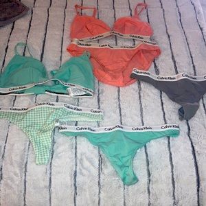 Calvin Klein panties never worn size small